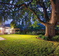 Dumas House - Accommodation in Brisbane
