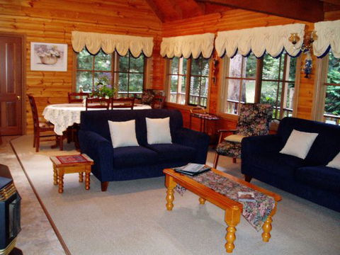 Whistle Stopover - Accommodation in Brisbane 5