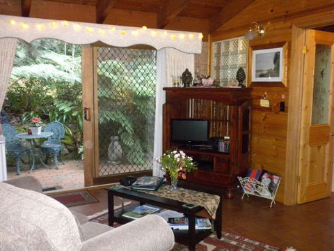 Whistle Stopover - Accommodation in Brisbane 8