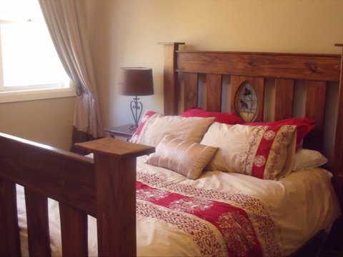 White Cedars Cottage - Accommodation in Brisbane 2