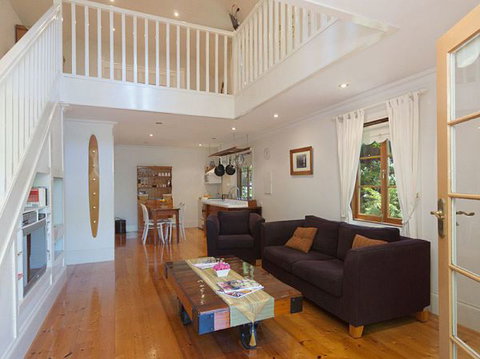 Aldgate Creek Cottage Bed And Breakfast - Accommodation in Brisbane 2