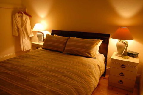 Dalton On The Lake - Accommodation in Brisbane 2