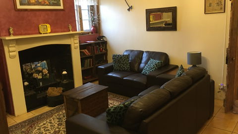 Conyngham Cottage Self Contained Accommodation - Accommodation in Brisbane 0
