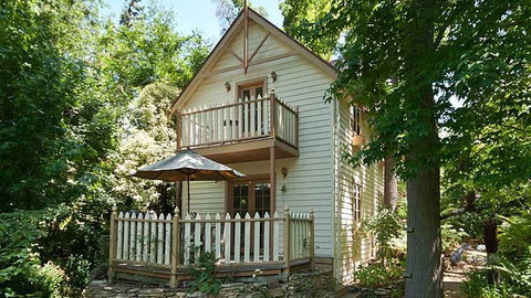 Aldgate Creek Cottage Bed And Breakfast - Accommodation in Brisbane 0