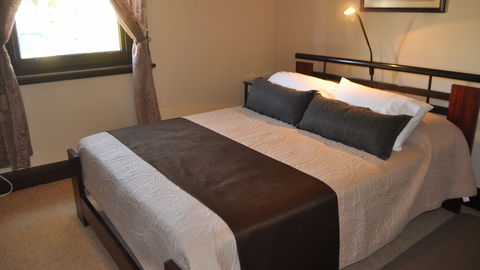 Penola Park View - Accommodation in Brisbane 0