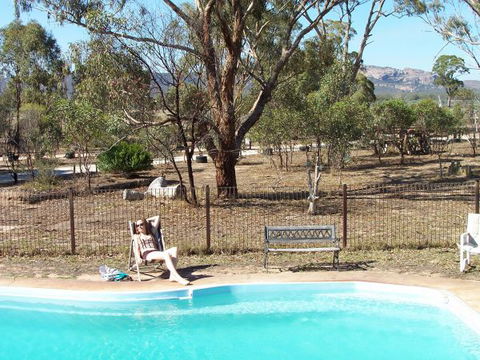 Mount Zero Log Cabins - Accommodation in Brisbane 1