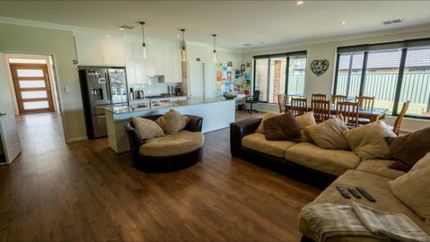Barossa Family Holiday Home - Accommodation in Brisbane 8