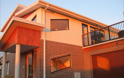 Barefoot Beach Stays - Accommodation in Brisbane 0
