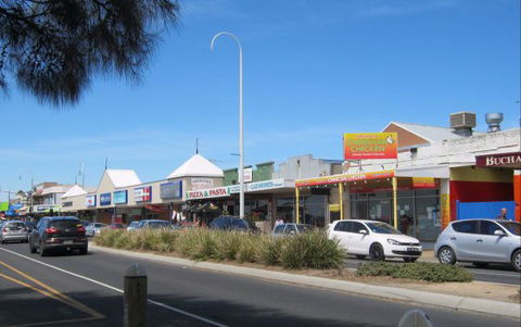 Barefoot Beach Stays - Accommodation in Brisbane 6
