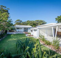 Back Beach Bungalow - Accommodation in Brisbane