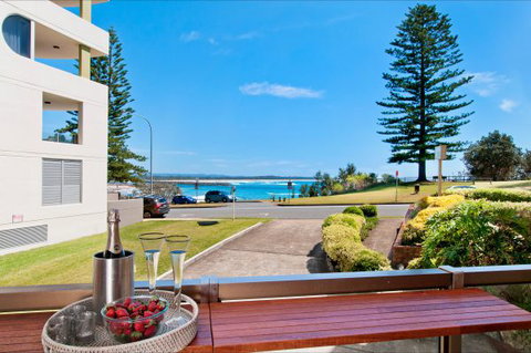 Beauty At The Beach - Accommodation in Brisbane 0
