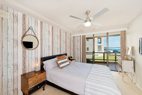 Beauty At The Beach - Accommodation in Brisbane 5