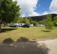 Bright Freeburgh Caravan Park - Accommodation in Brisbane