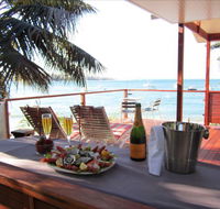 Bundeena Beach Hut - Accommodation in Brisbane