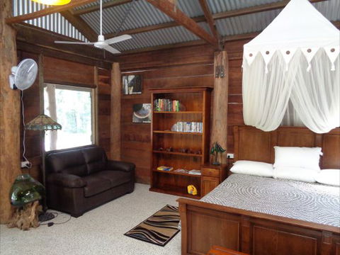 Byfield Cabins On Waterpark Creek - Accommodation in Brisbane 2
