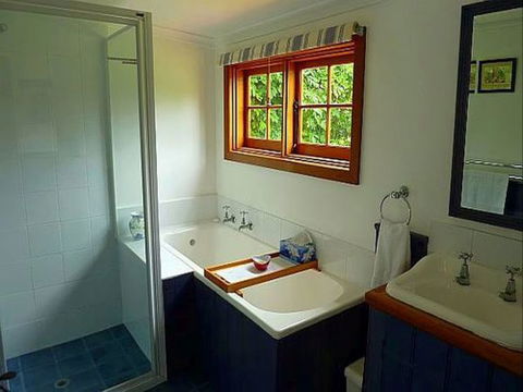 Cameron's Cottage - Accommodation in Brisbane 4