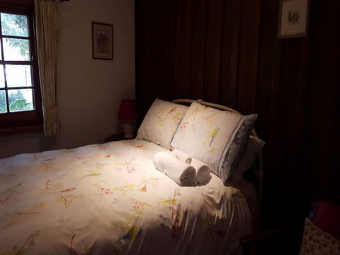Cameron's Cottage - Accommodation in Brisbane 5