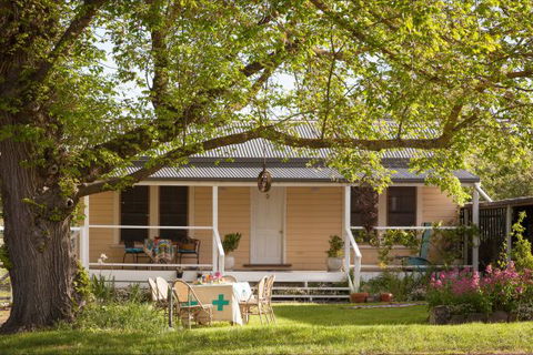 Flop House - Accommodation in Brisbane 8