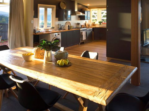 Frenchman's River - The Helmsman's House - Accommodation in Brisbane 4