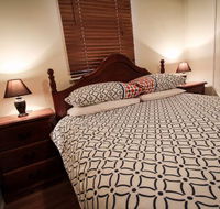 Heather's Mica Cottage - Accommodation in Brisbane