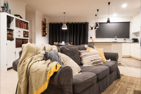 House On Higgs Lane - Accommodation in Brisbane 2