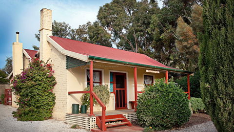 Trinity Cottage - Accommodation in Brisbane 0