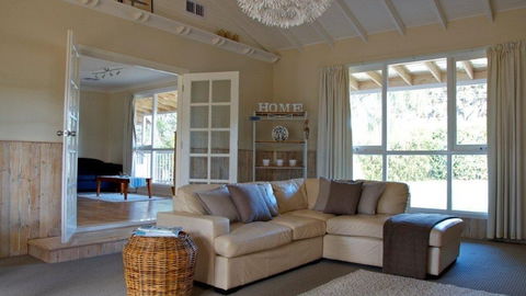 Sweetman Cottage - Accommodation in Brisbane 0