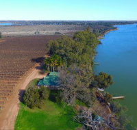 Mundic Waterfront Cottages - Accommodation in Brisbane