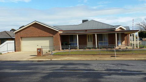 Numurkah Apartments - The Miekleljohn - Accommodation in Brisbane 3