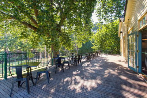 Oscar's On The Yarra - Accommodation in Brisbane 1