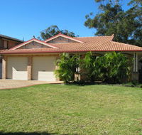 Seawest - Hawks Nest Accommodation - Accommodation in Brisbane
