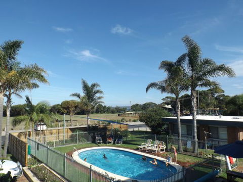 Surfside Holiday Apartments - Accommodation in Brisbane 1