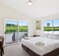 The Lakehouse at 201 - Accommodation in Brisbane