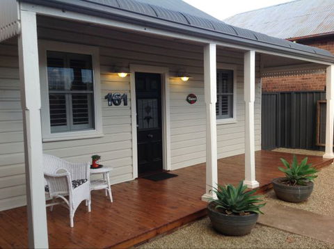 Thelma's Temora - Accommodation in Brisbane 0