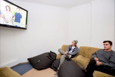 The Nook Backpackers - Accommodation in Brisbane 4