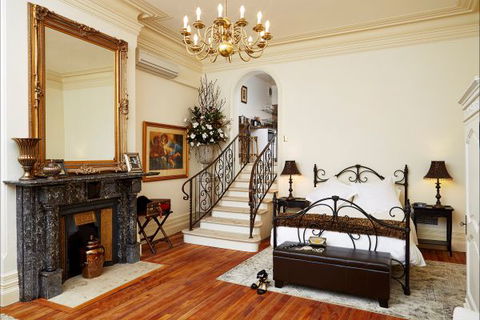 The Suites, Villa Belgravia - Accommodation in Brisbane 1