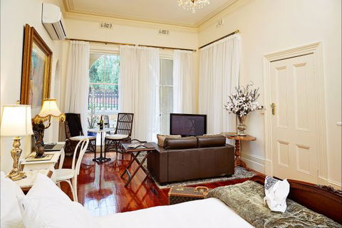 The Suites, Villa Belgravia - Accommodation in Brisbane 6