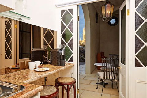 The Suites, Villa Belgravia - Accommodation in Brisbane 7