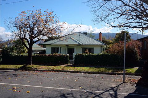 The Croft - Accommodation in Brisbane 0