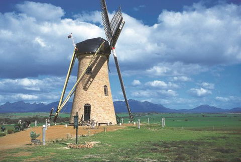 The Lily Stirling Range - Accommodation in Brisbane 0