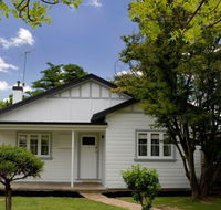 The Sampson - Orange - Accommodation in Brisbane