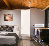 Waterfall Springs Retreat and Wildlife Sanctuary - Accommodation in Brisbane