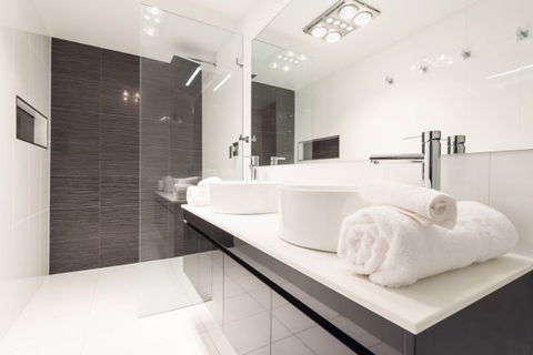 Waterfall Springs Retreat And Wildlife Sanctuary - Accommodation in Brisbane 1