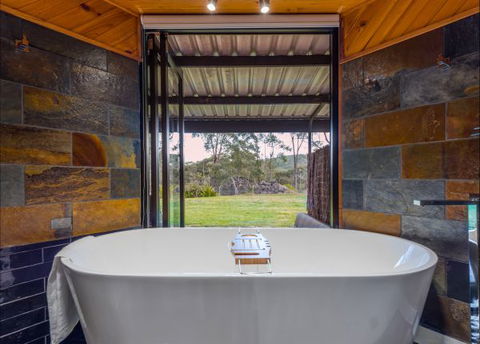 Waterfall Springs Retreat And Wildlife Sanctuary - Accommodation in Brisbane 7