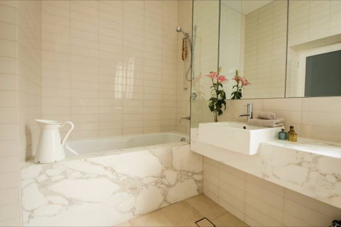 Woollahra Terrace - Accommodation in Brisbane 8