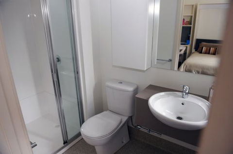 Yarra House - Accommodation in Brisbane 3