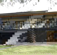 192 Page Drive Blanchetown -River Shack Rentals - Accommodation in Brisbane