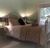Telegraph Retreat Cottages - Accommodation in Brisbane