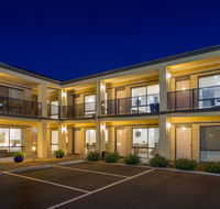 The Bay Motel - Safety Beach - Accommodation in Brisbane