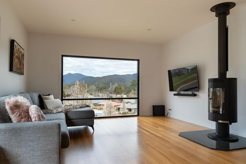 Balcony To Bogong - Accommodation in Brisbane 1